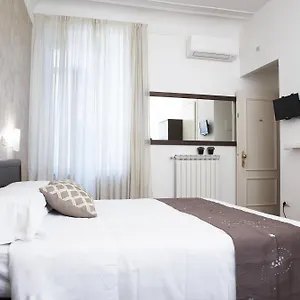 ** Hotel Capri Italia